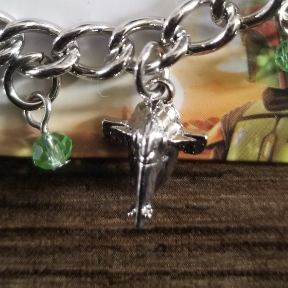 Disney Star Wars Boba Fett Charm Bracelet - Picture 5 of 8